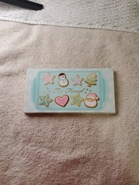 Too Faced Christmas Baked Shoppe Sugar Cookie Palette